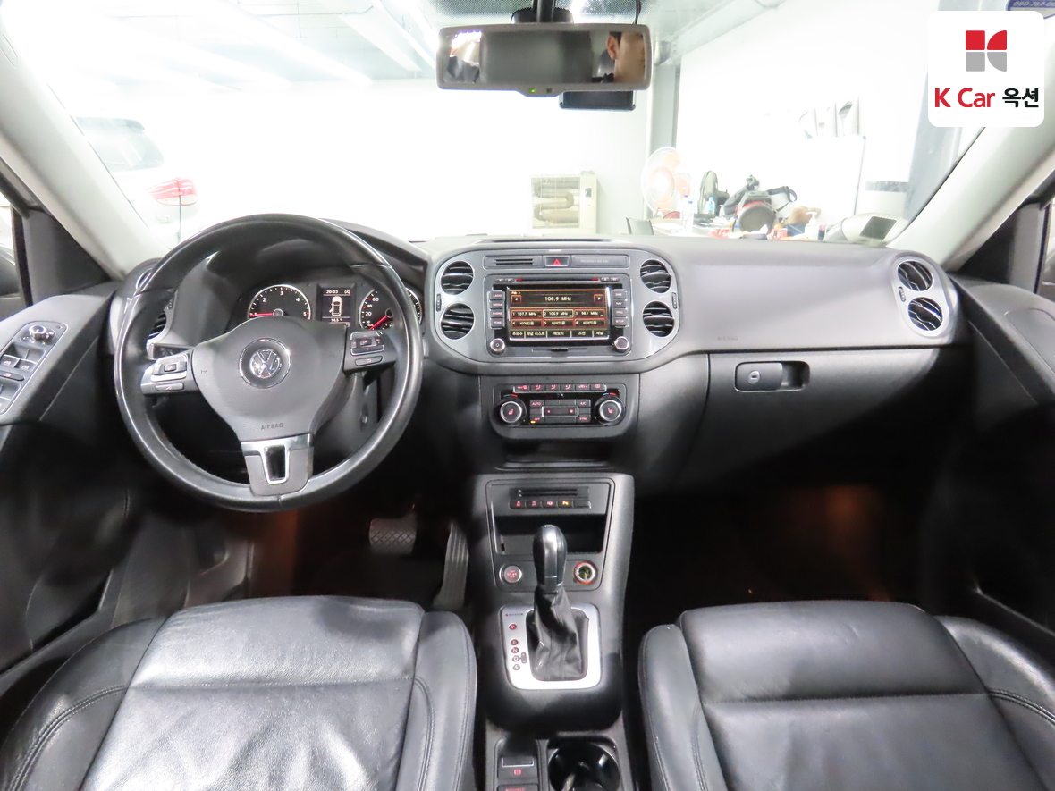 Volkswagen Tiguan - 3