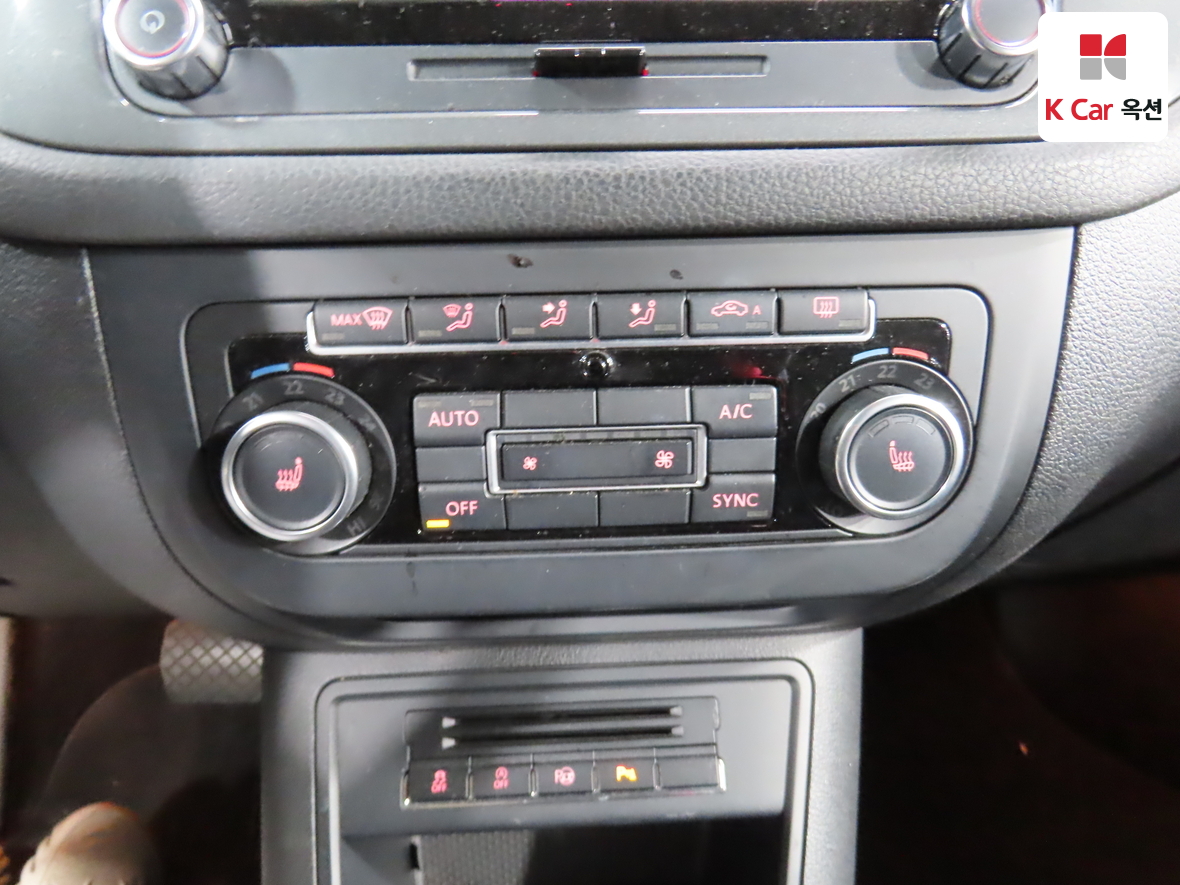 Volkswagen Tiguan - 16
