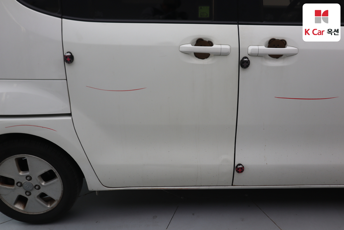 Kia Ray - 39