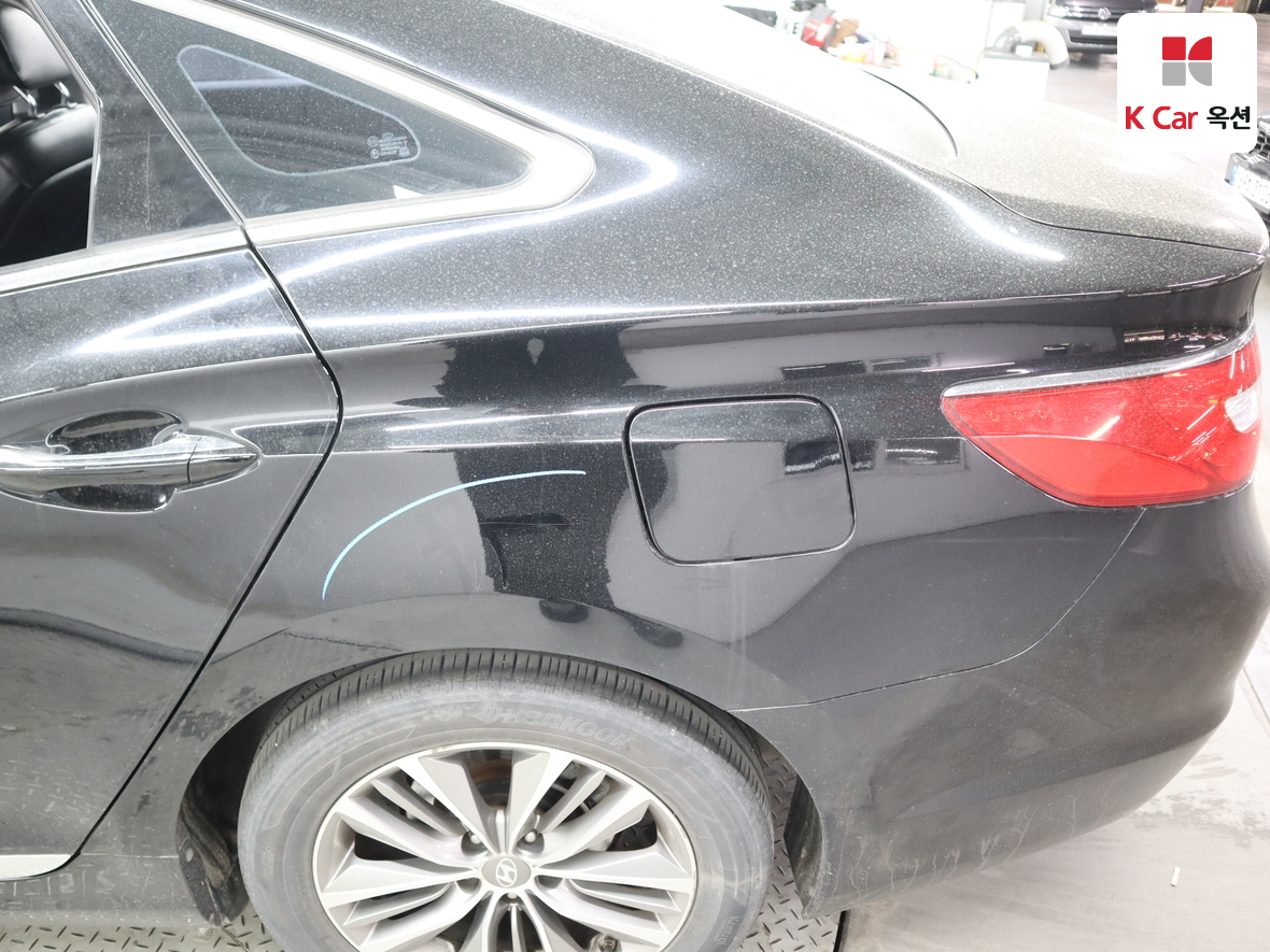Hyundai AZERA 2016 - Image 38