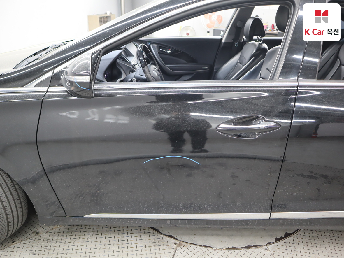 Hyundai AZERA 2016 - Image 37