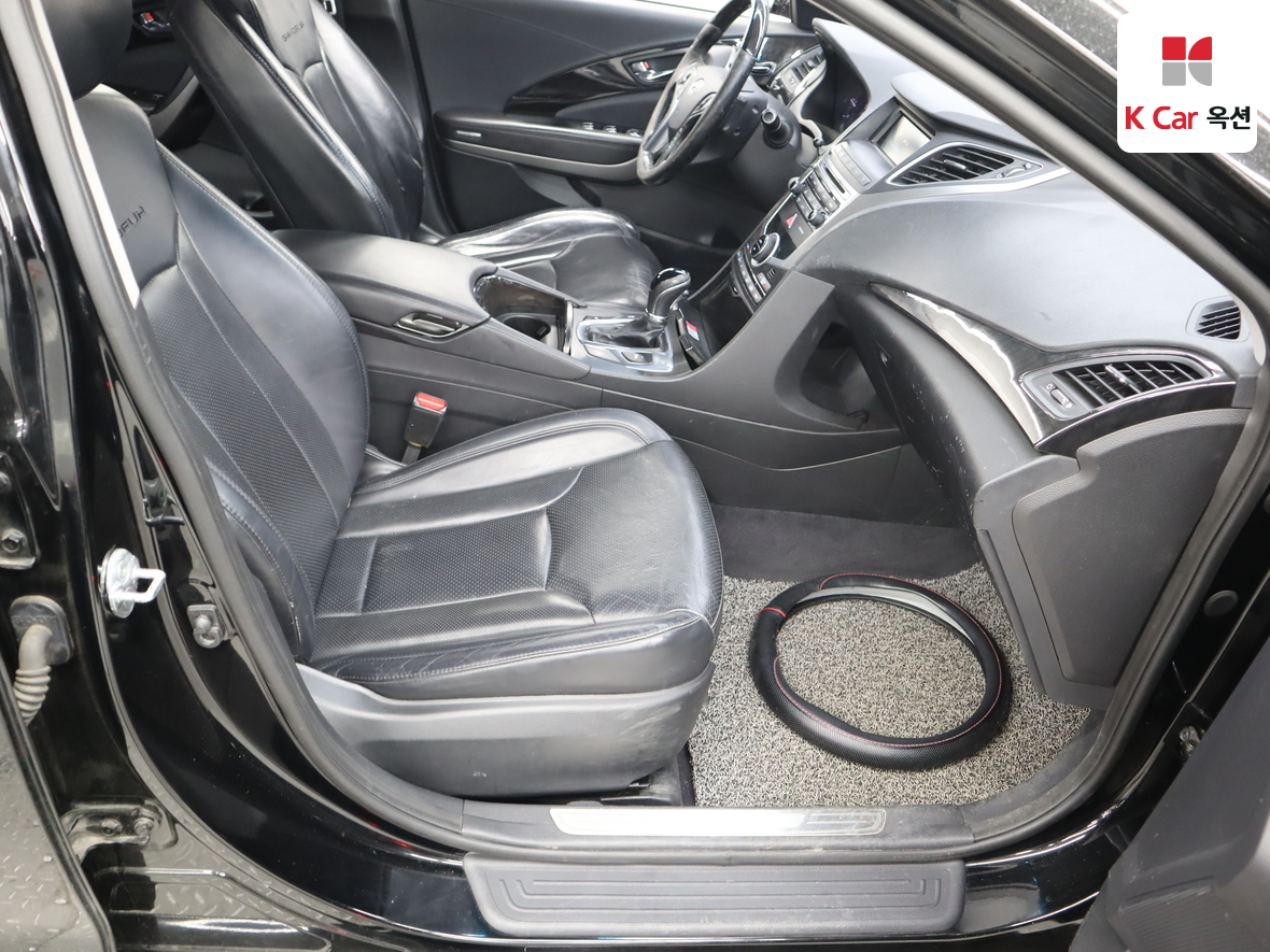 Hyundai AZERA 2016 - Image 30