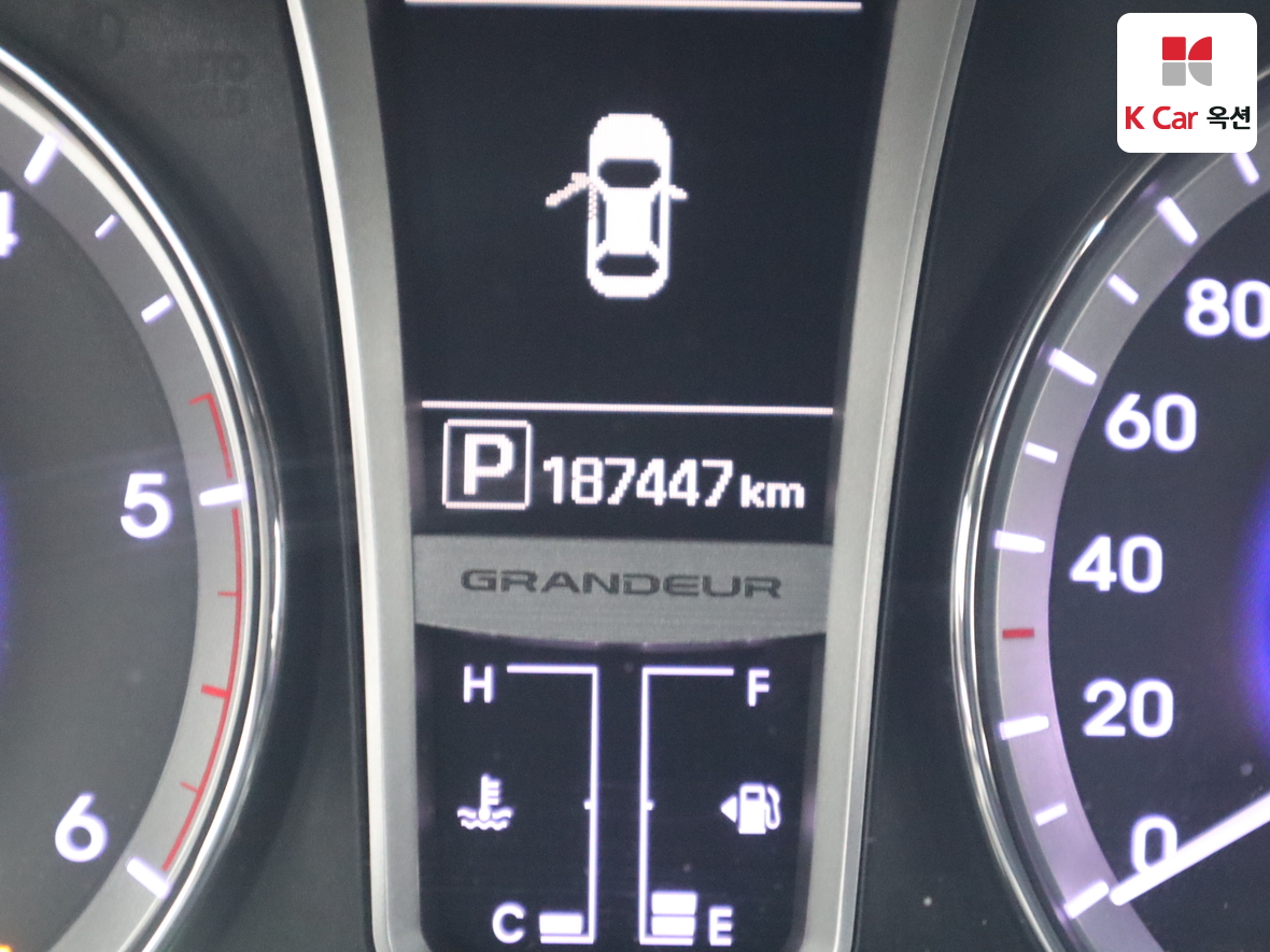 Hyundai AZERA 2016 - Image 4