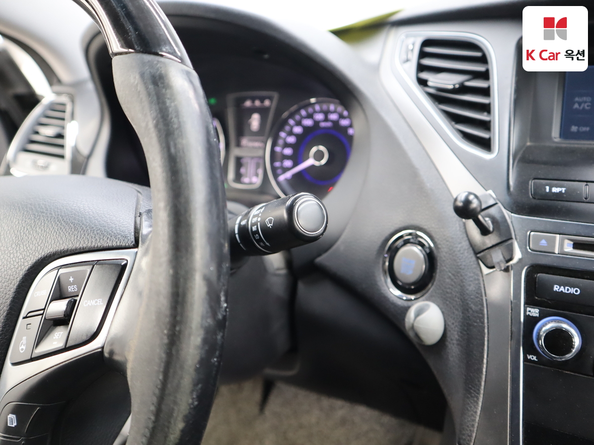 Hyundai AZERA 2016 - Image 11