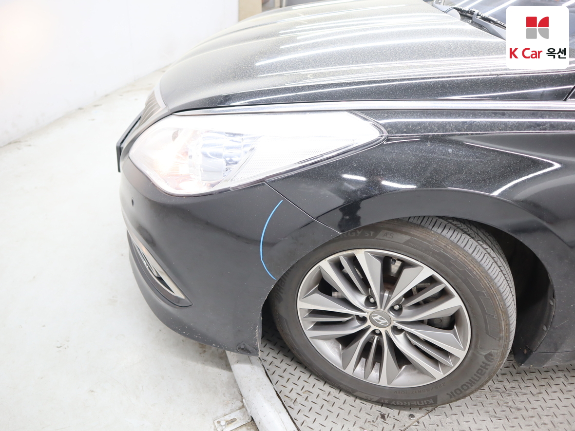 Hyundai AZERA 2016 - Image 35