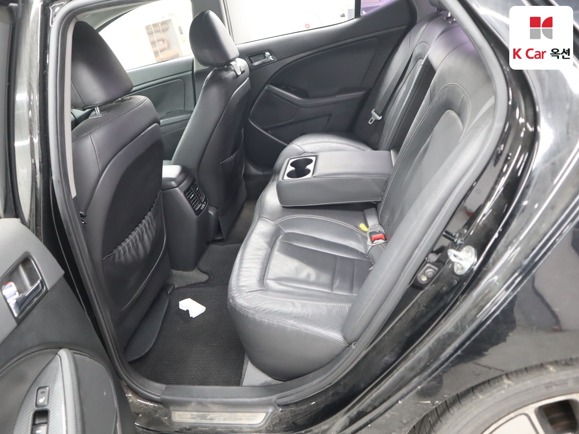 Kia K5 - 24