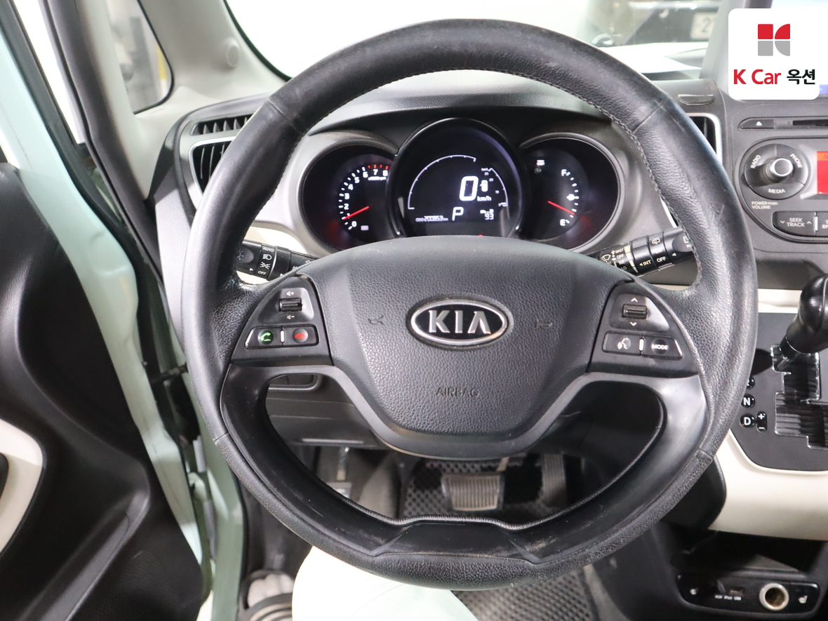 Kia Ray 2012 - Image 10