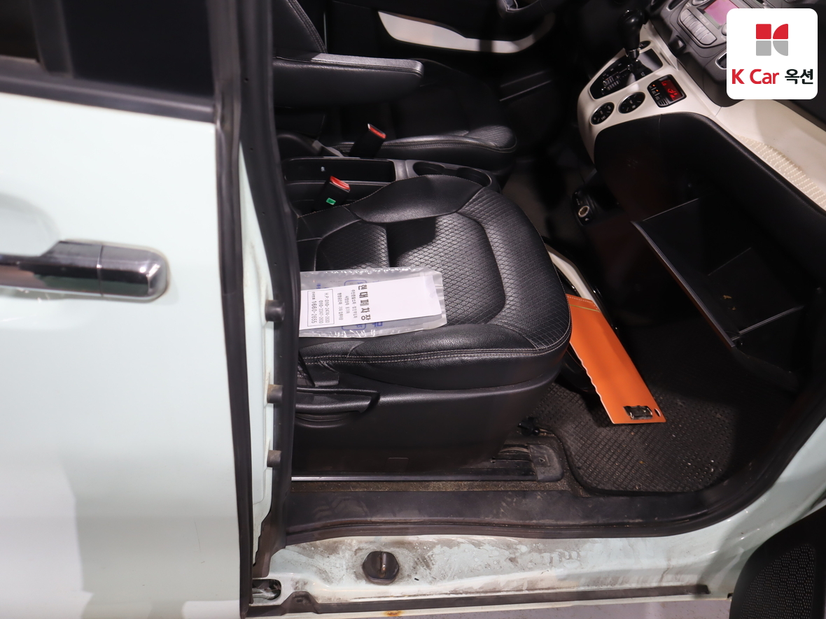 Kia Ray 2012 - Image 30