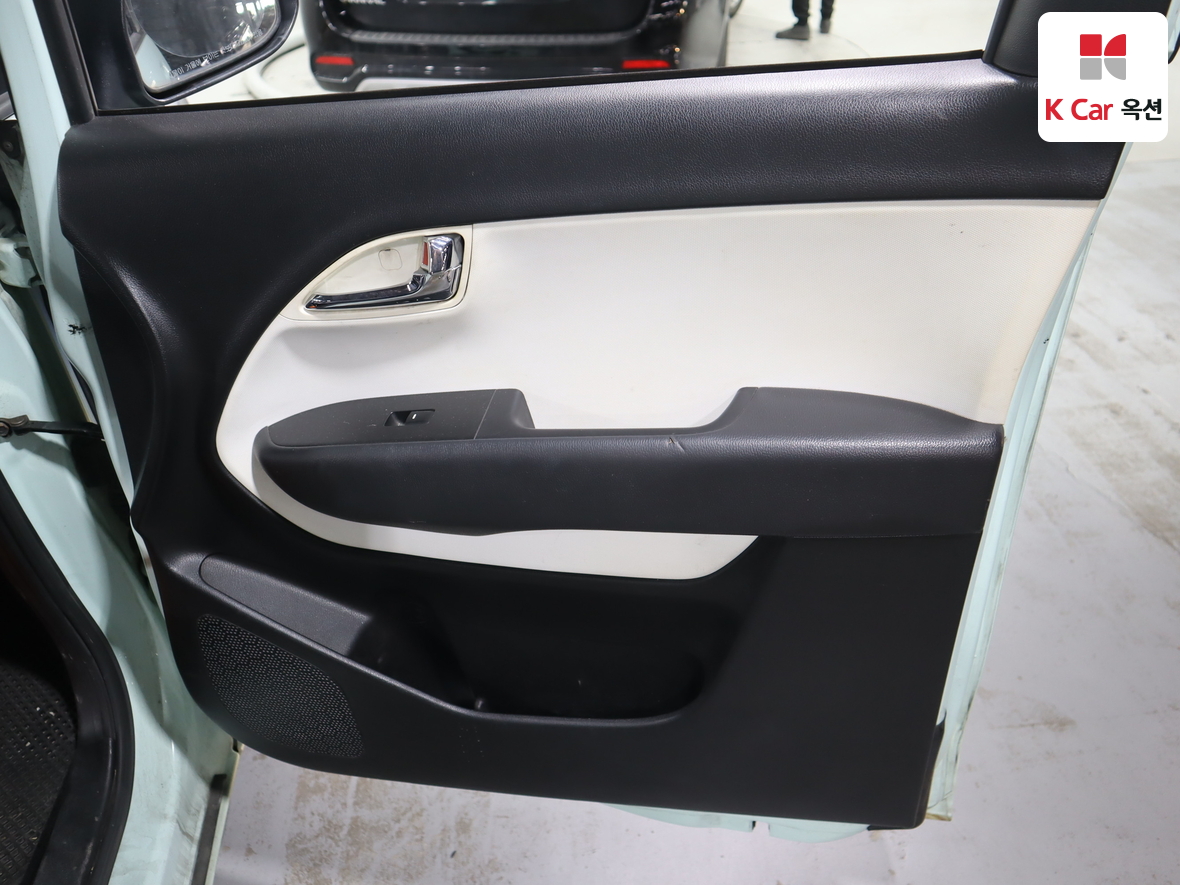 Kia Ray 2012 - Image 29