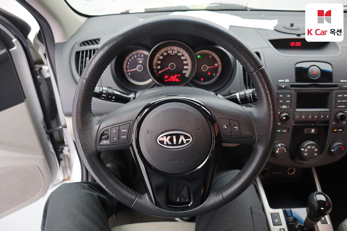 Kia Forte - 10