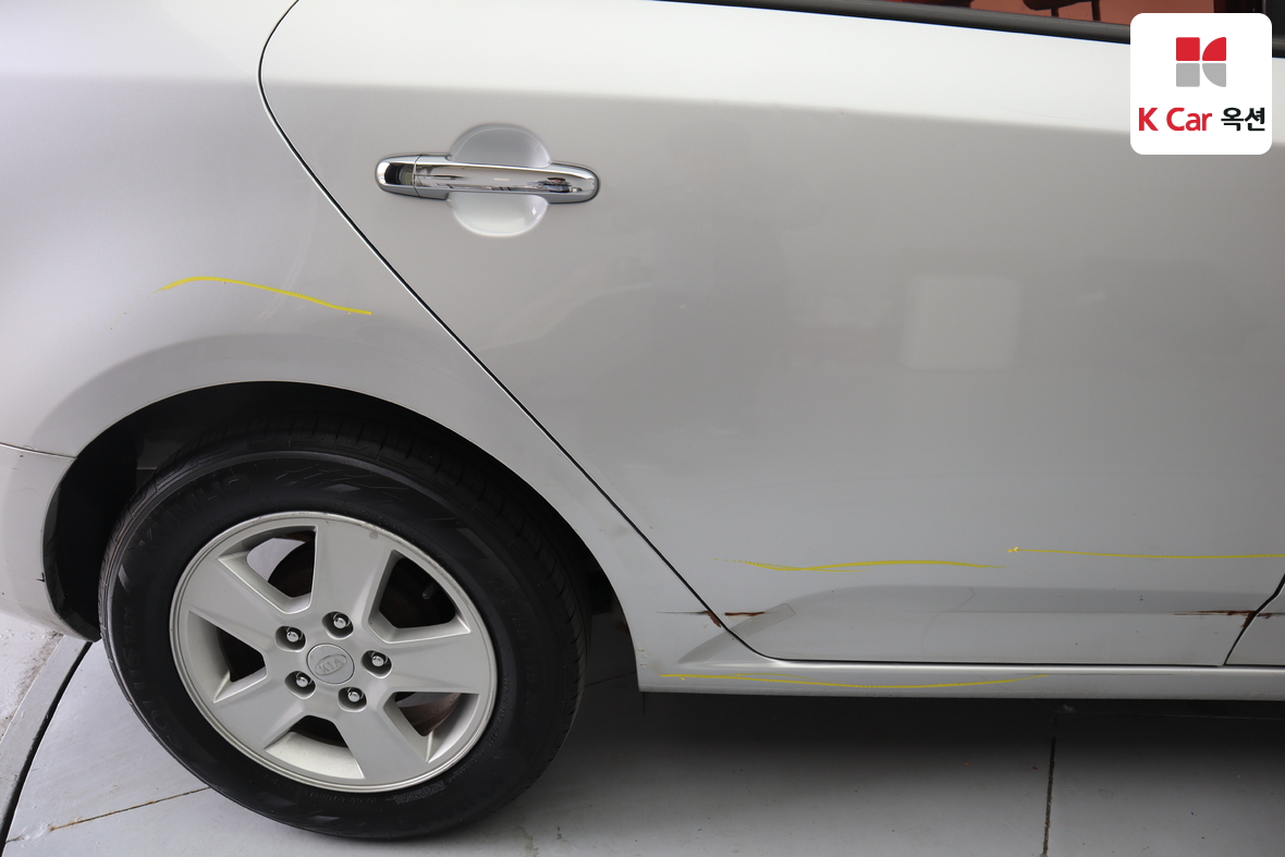 Kia Forte - 40