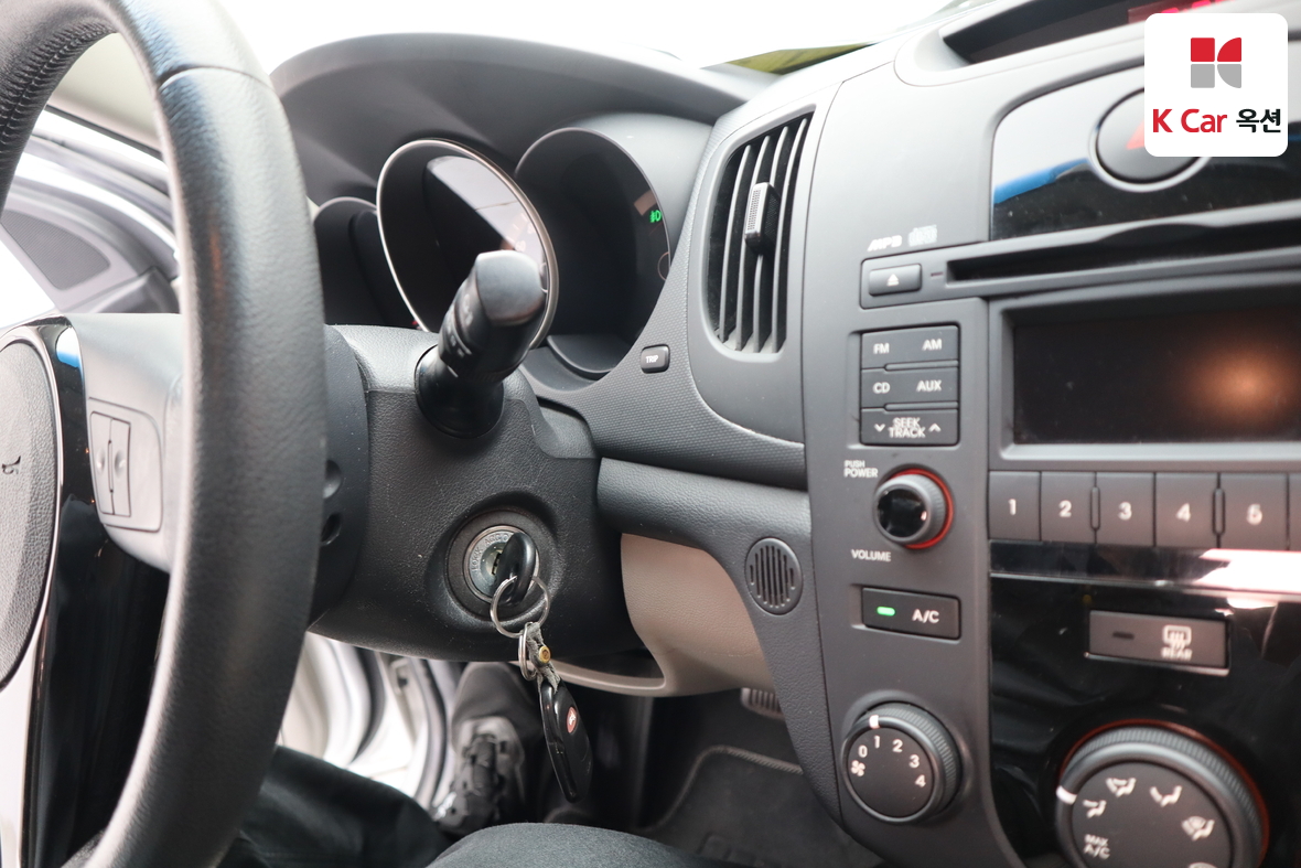 Kia Forte - 11