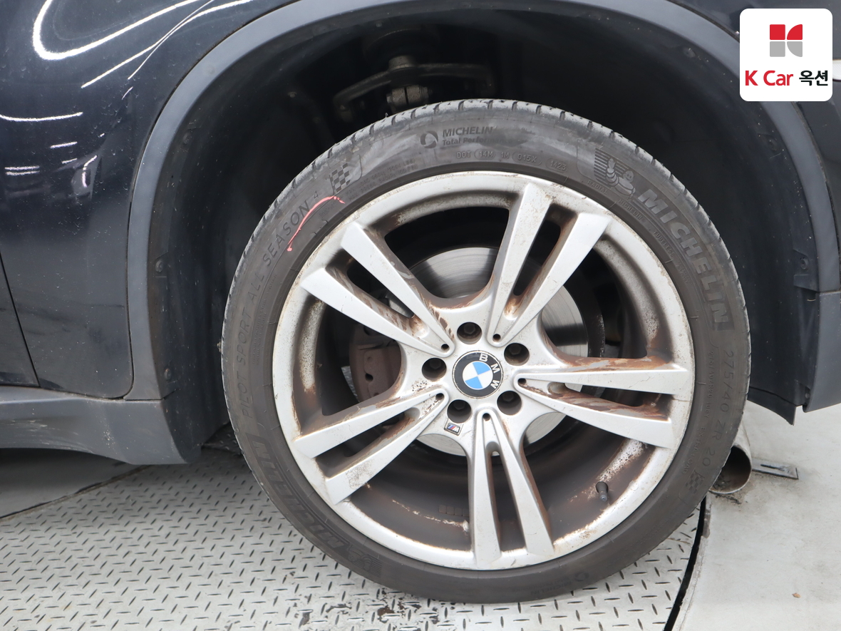 BMW X6 2014 - Image 46