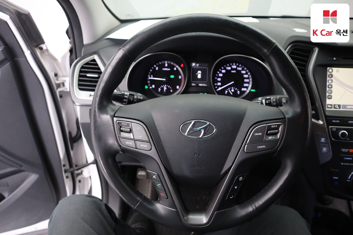 Hyundai Santa Fe - 10