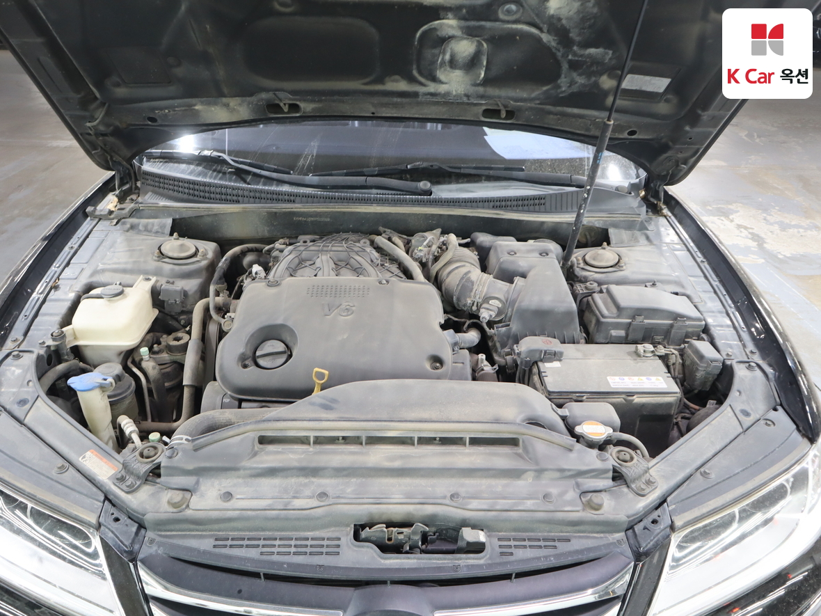 Hyundai Grandeur 2010 - Image 30