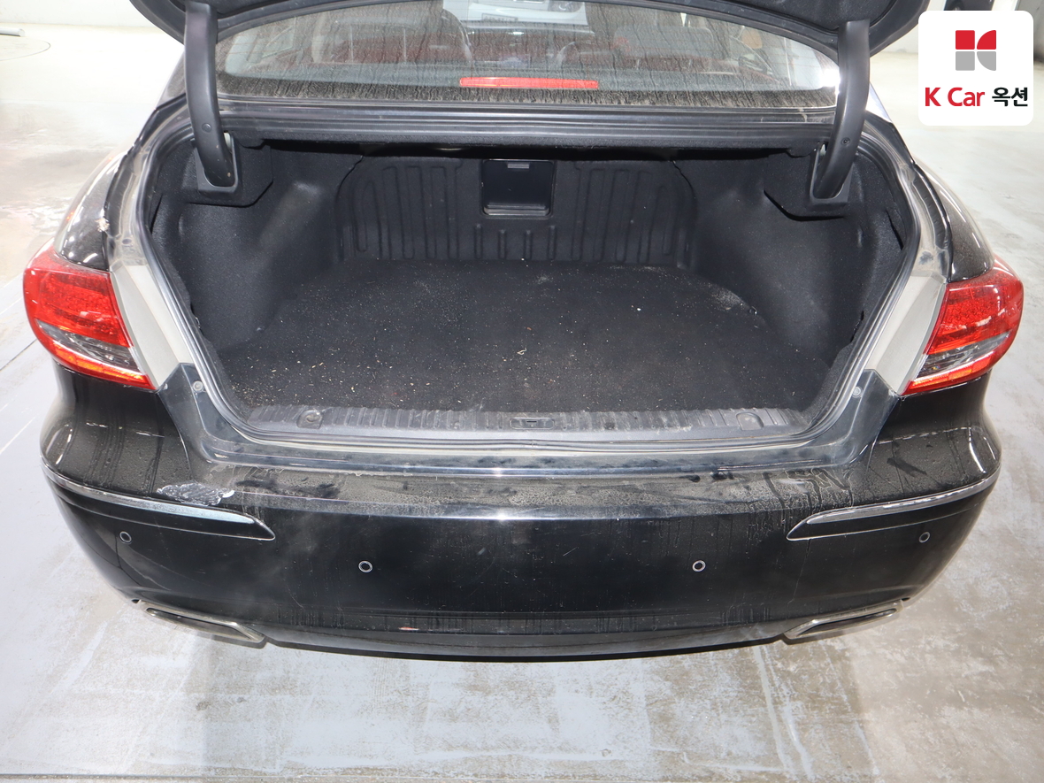 Hyundai Grandeur 2010 - Image 23