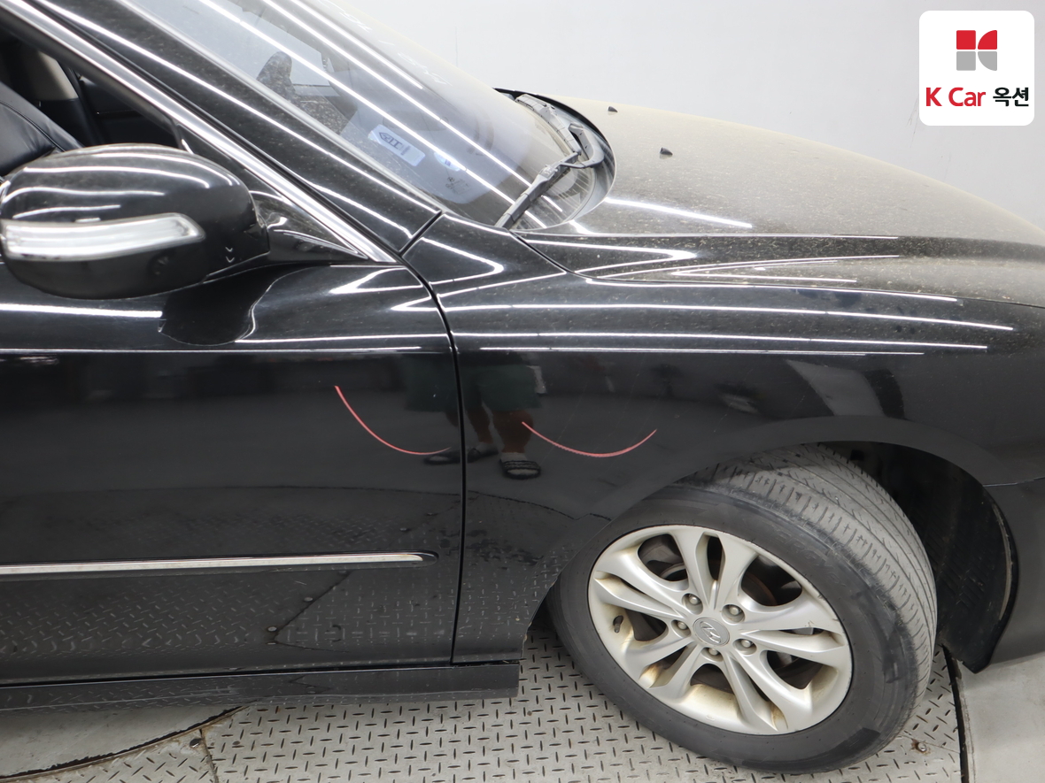 Hyundai Grandeur 2010 - Image 40