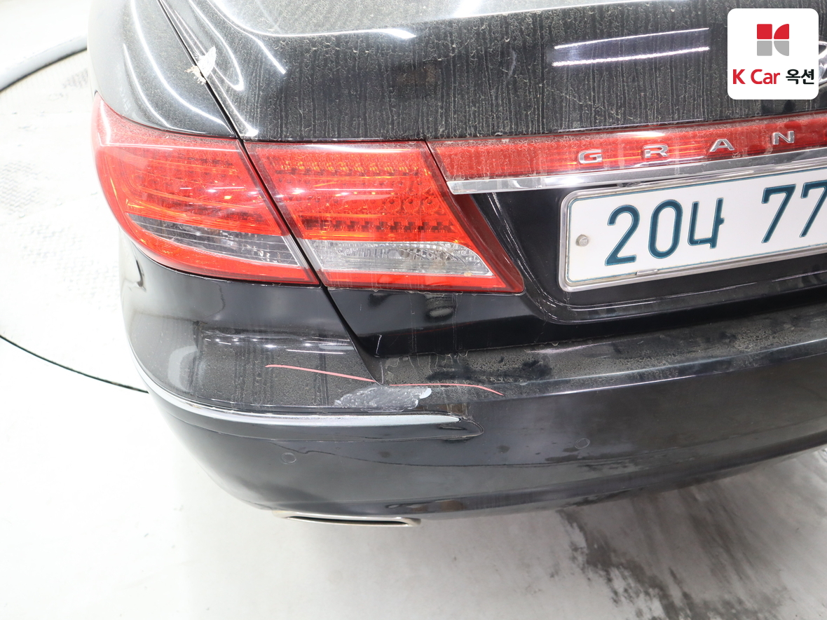 Hyundai Grandeur 2010 - Image 38