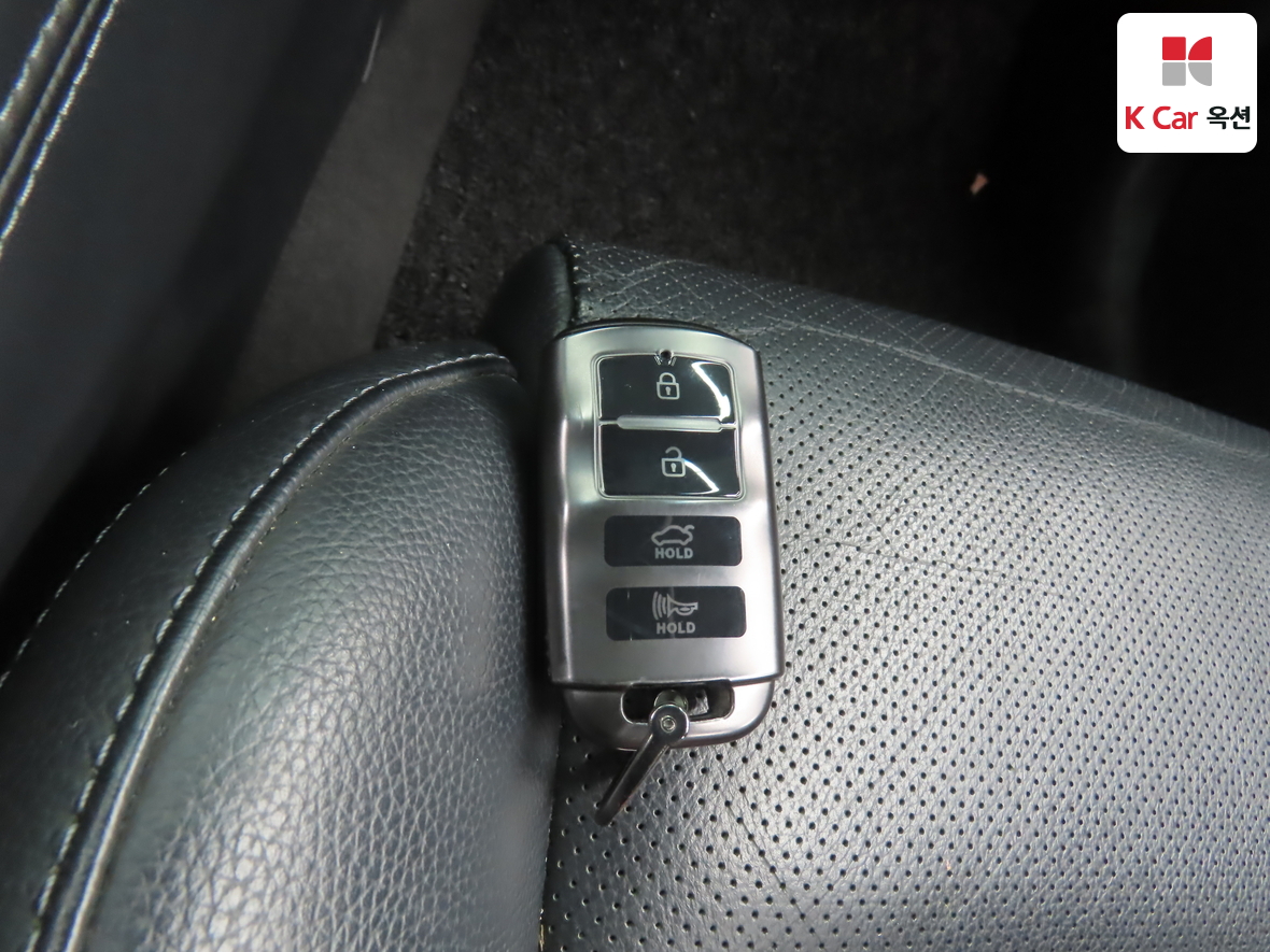 Kia K7 - 17
