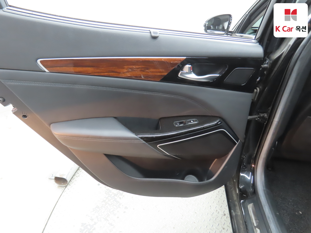 Kia K7 - 22