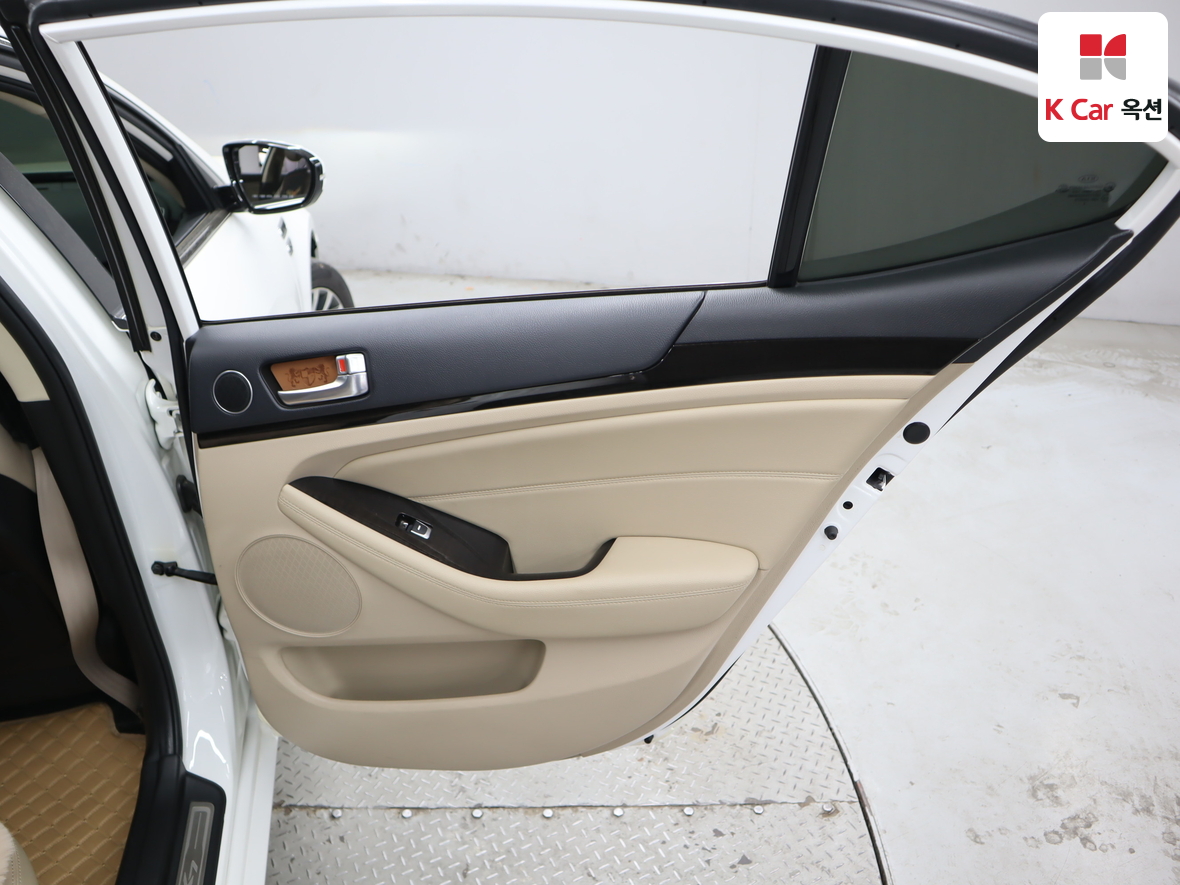 كيا K7 2013 - صورة 27