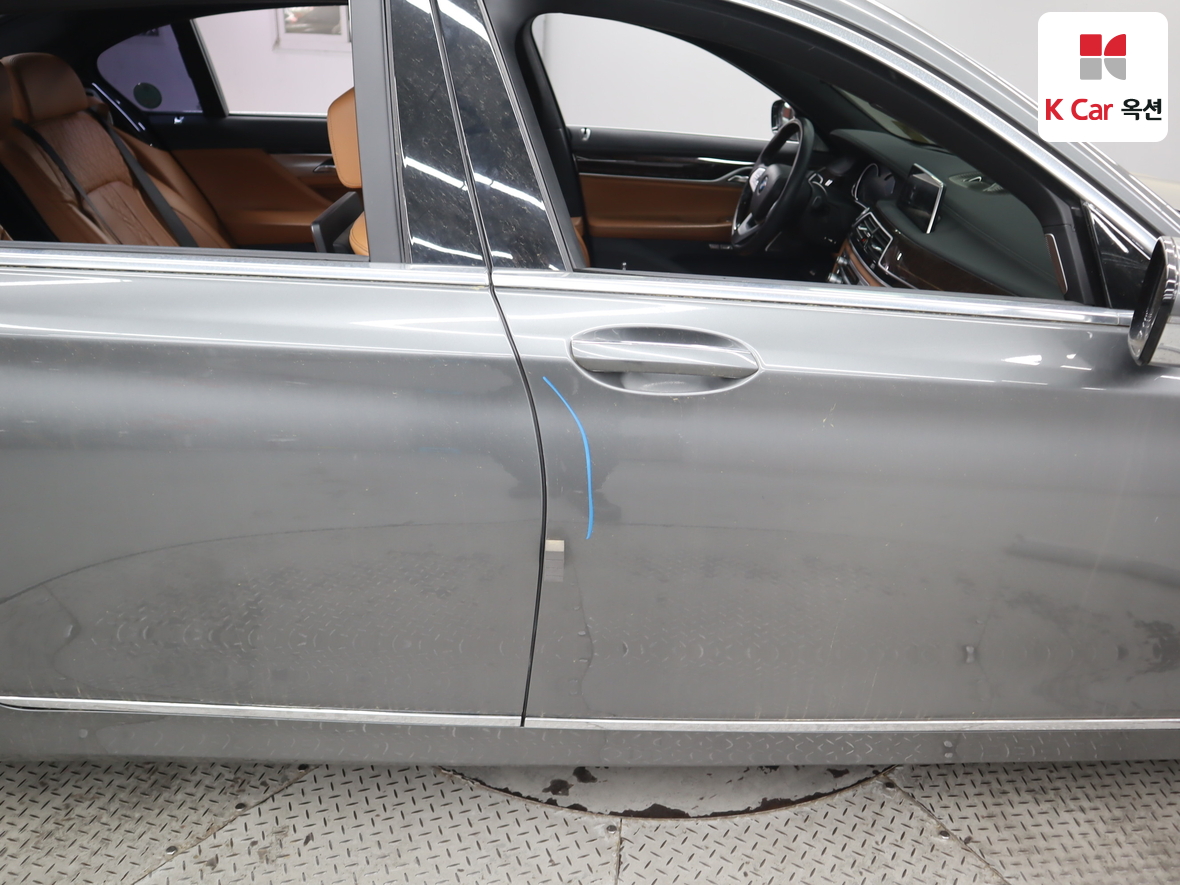BMW 7 Series 2017 - Image 45