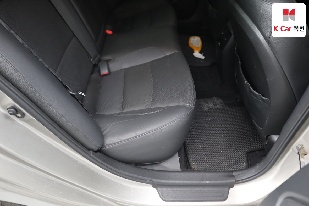 Kia K5 - 25
