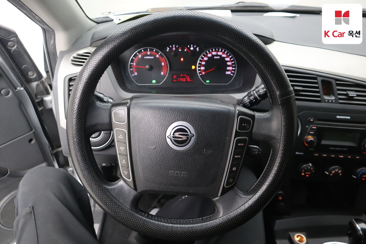 KG Mobility Korando Sports - 10