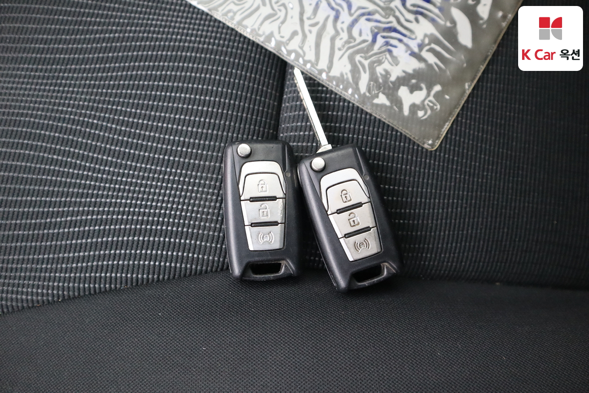KG Mobility Korando Sports - 16