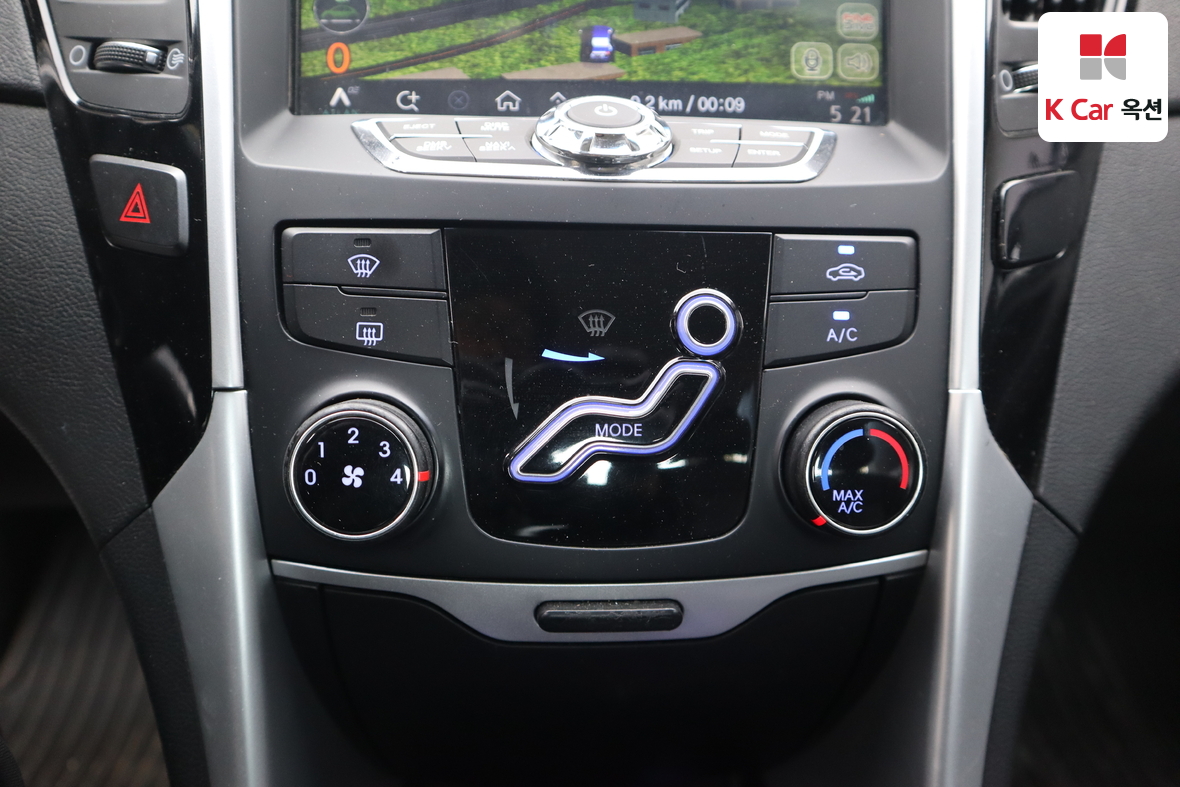 Hyundai Sonata - 14