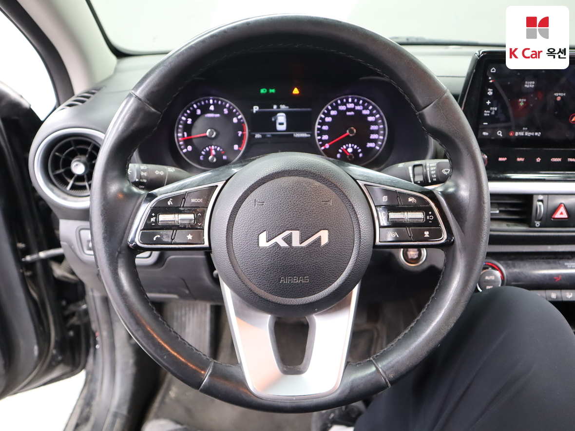 Kia K3 - 10