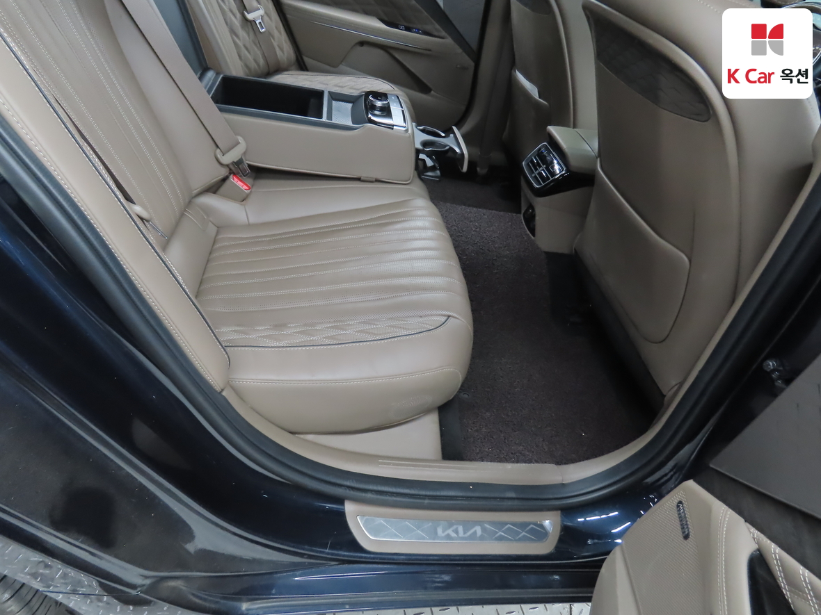 كيا K8 2023 - صورة 31