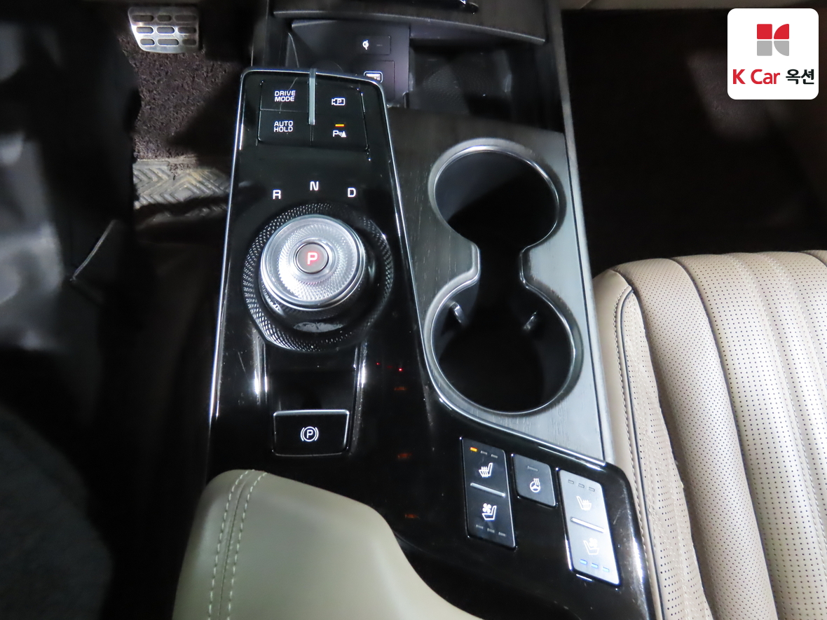 كيا K8 2023 - صورة 16