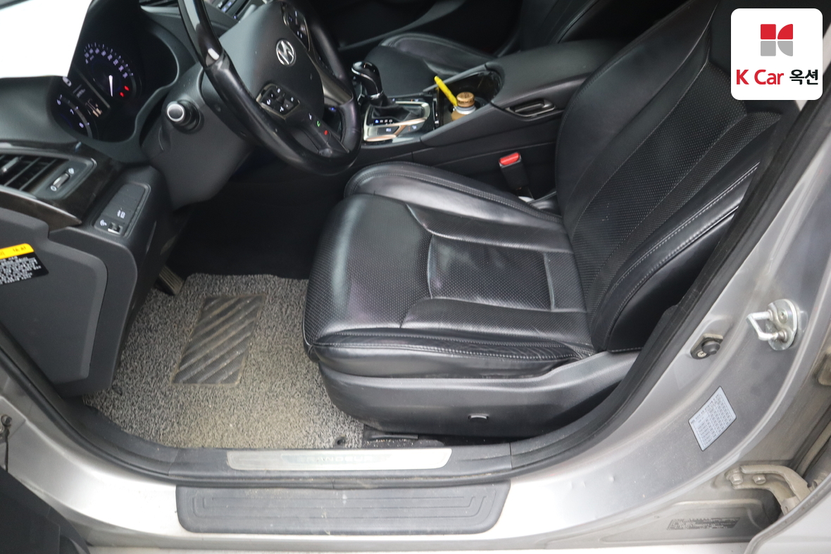 Hyundai AZERA - 20