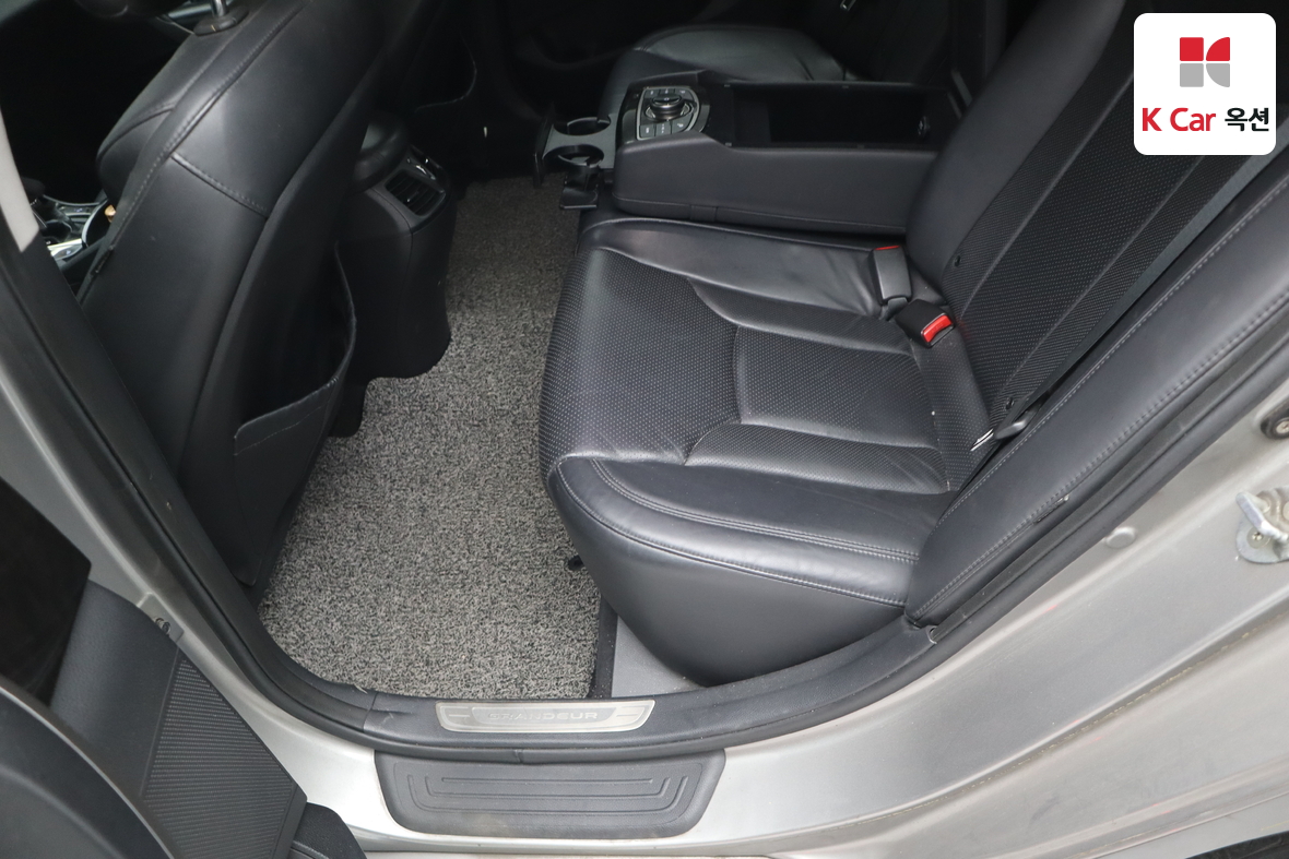 Hyundai AZERA - 23
