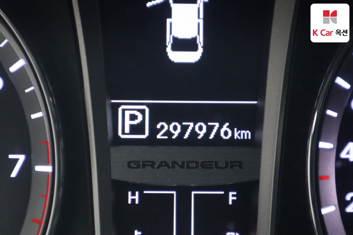 Hyundai AZERA - 4