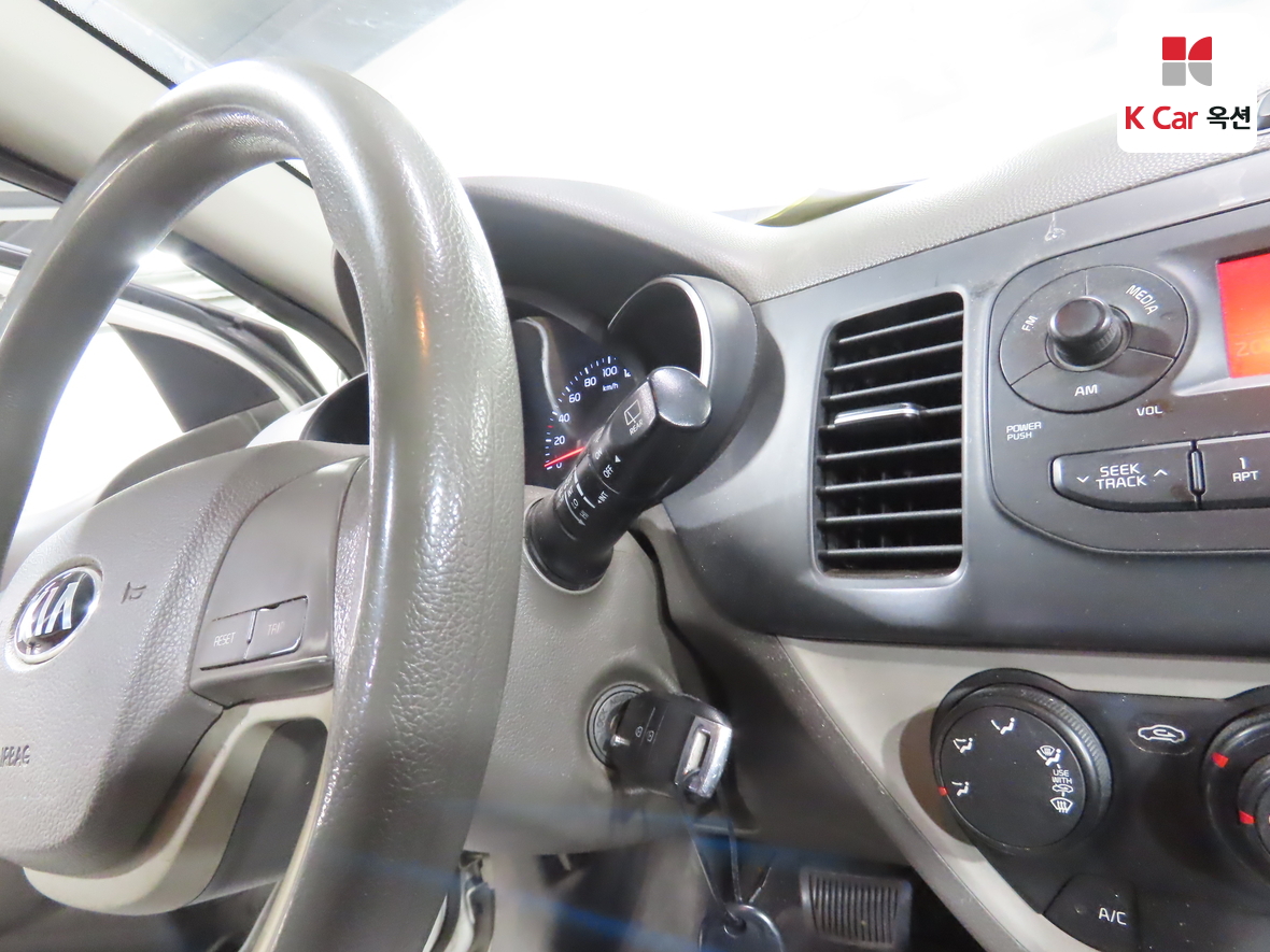 Kia Morning 2016 - Image 11
