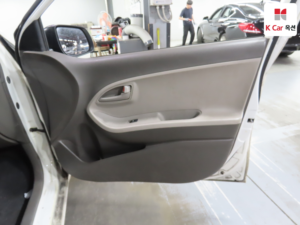 Kia Morning 2016 - Image 28