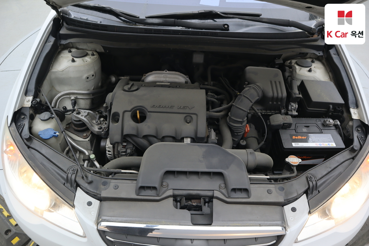Hyundai Elantra - 30