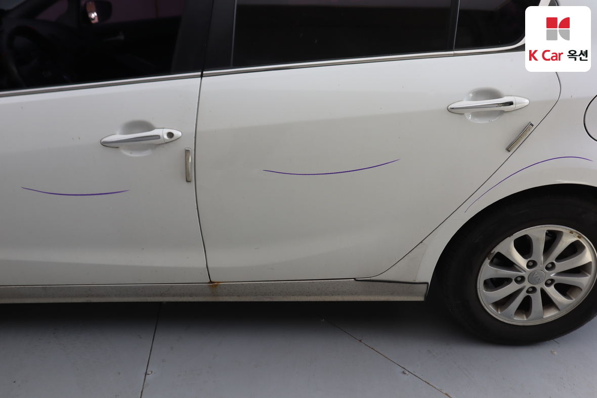 Kia K3 - 35