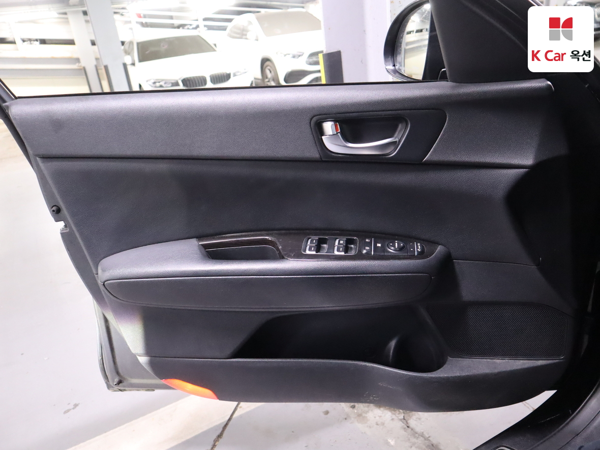 كيا K5 2016 - صورة 8