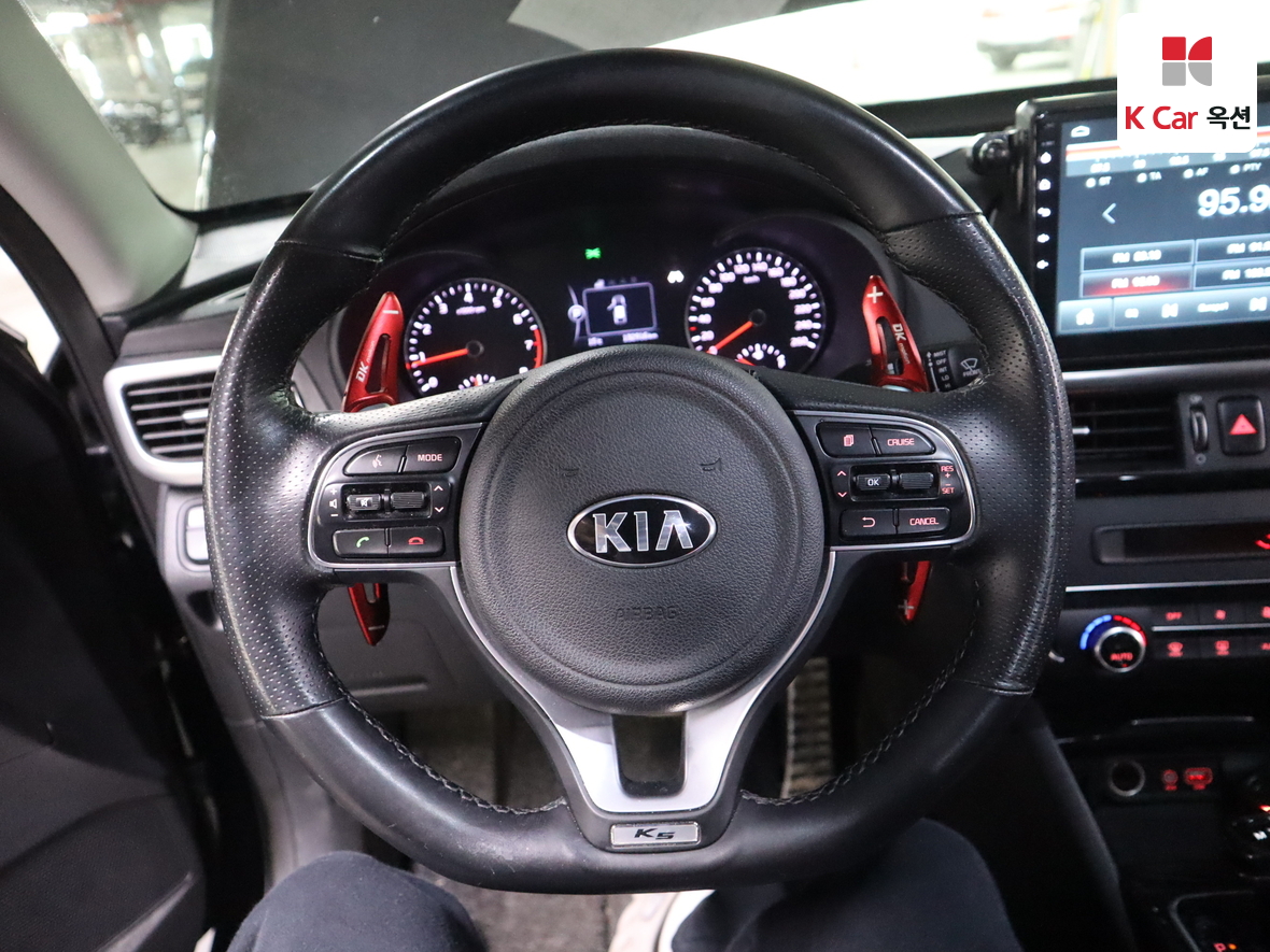 كيا K5 2016 - صورة 10