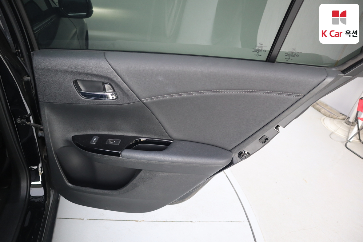 Honda Accord - 28