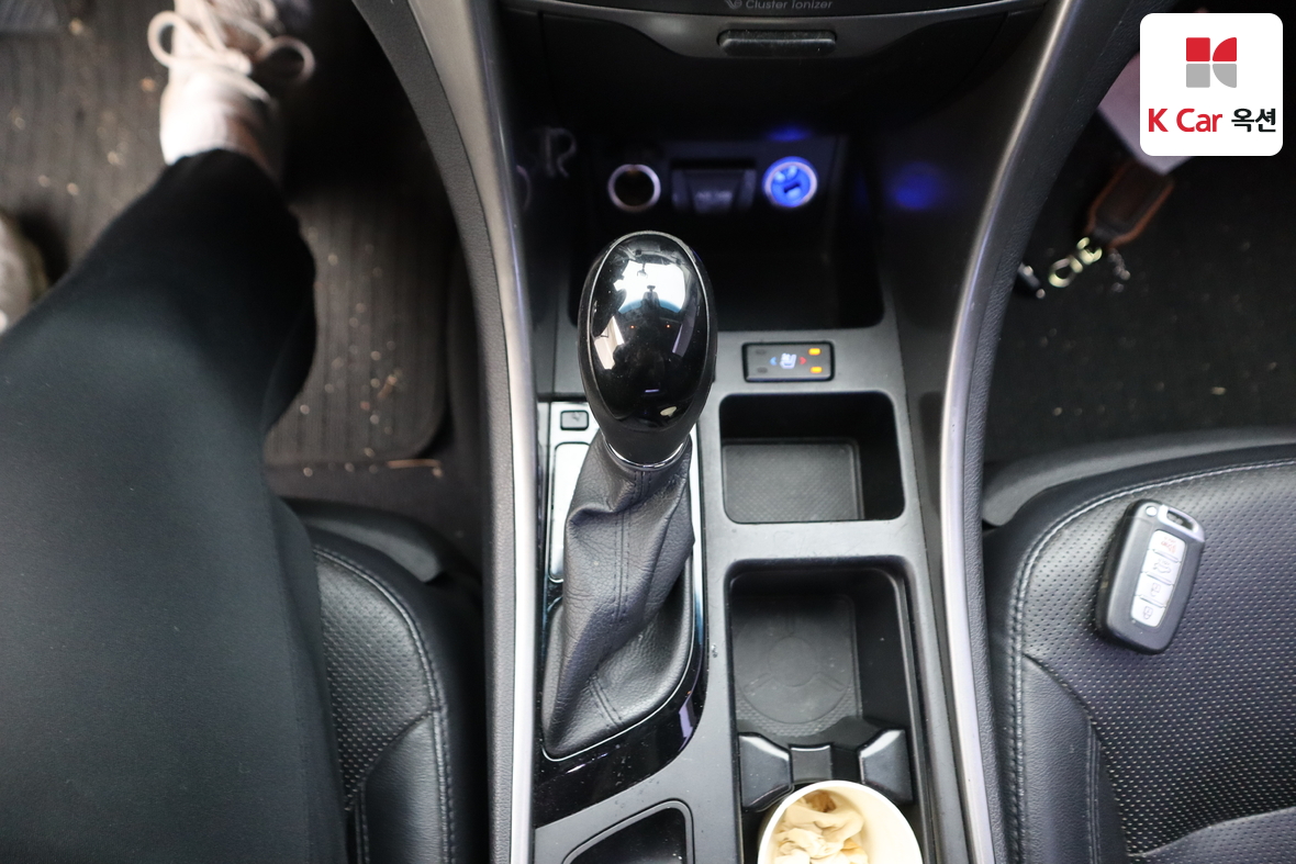 Hyundai Sonata - 16