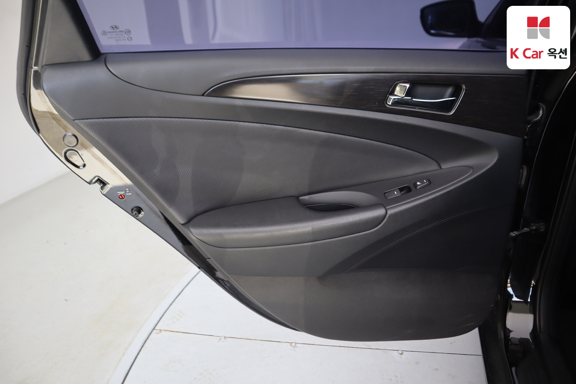 Hyundai Sonata - 22