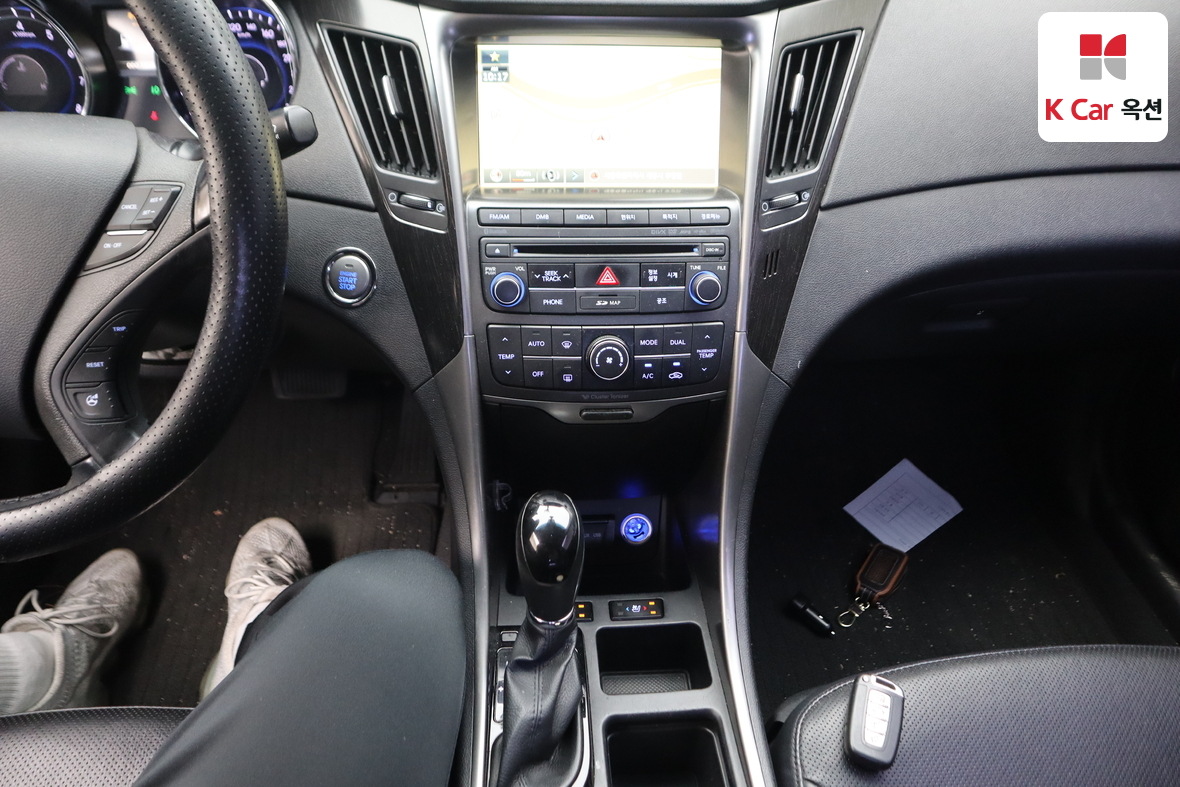 Hyundai Sonata - 6