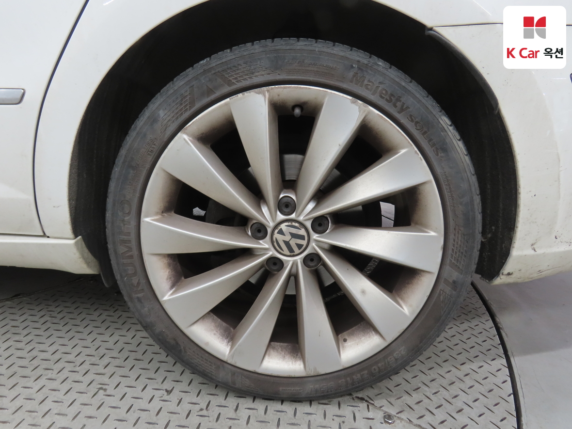 Volkswagen CC - 47