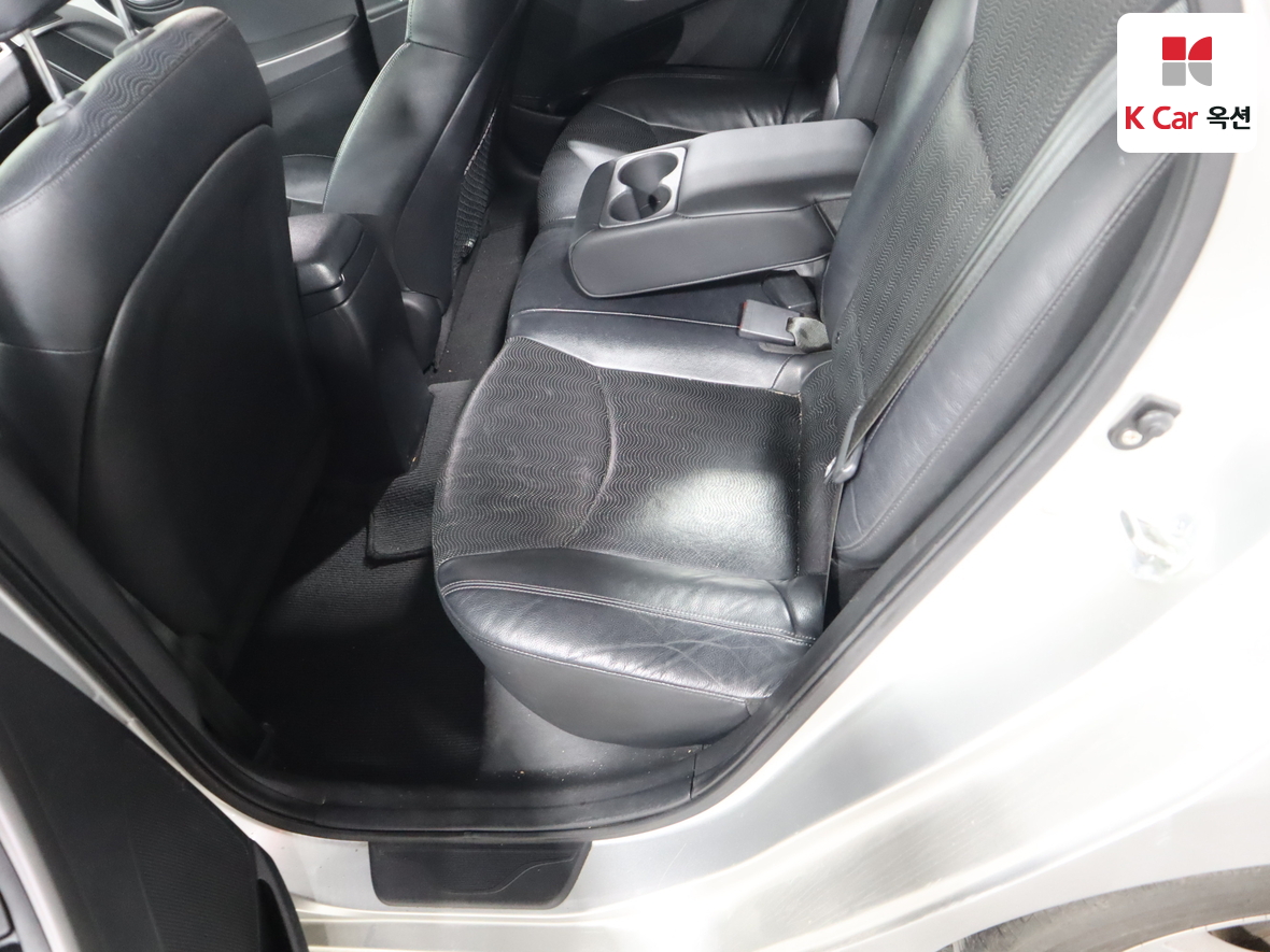 Hyundai Elantra 2011 - Image 22