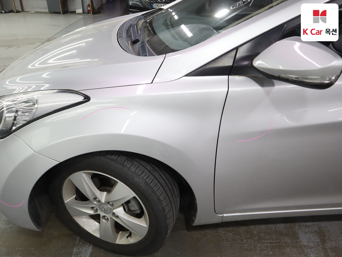 Hyundai Elantra 2011 - Image 35