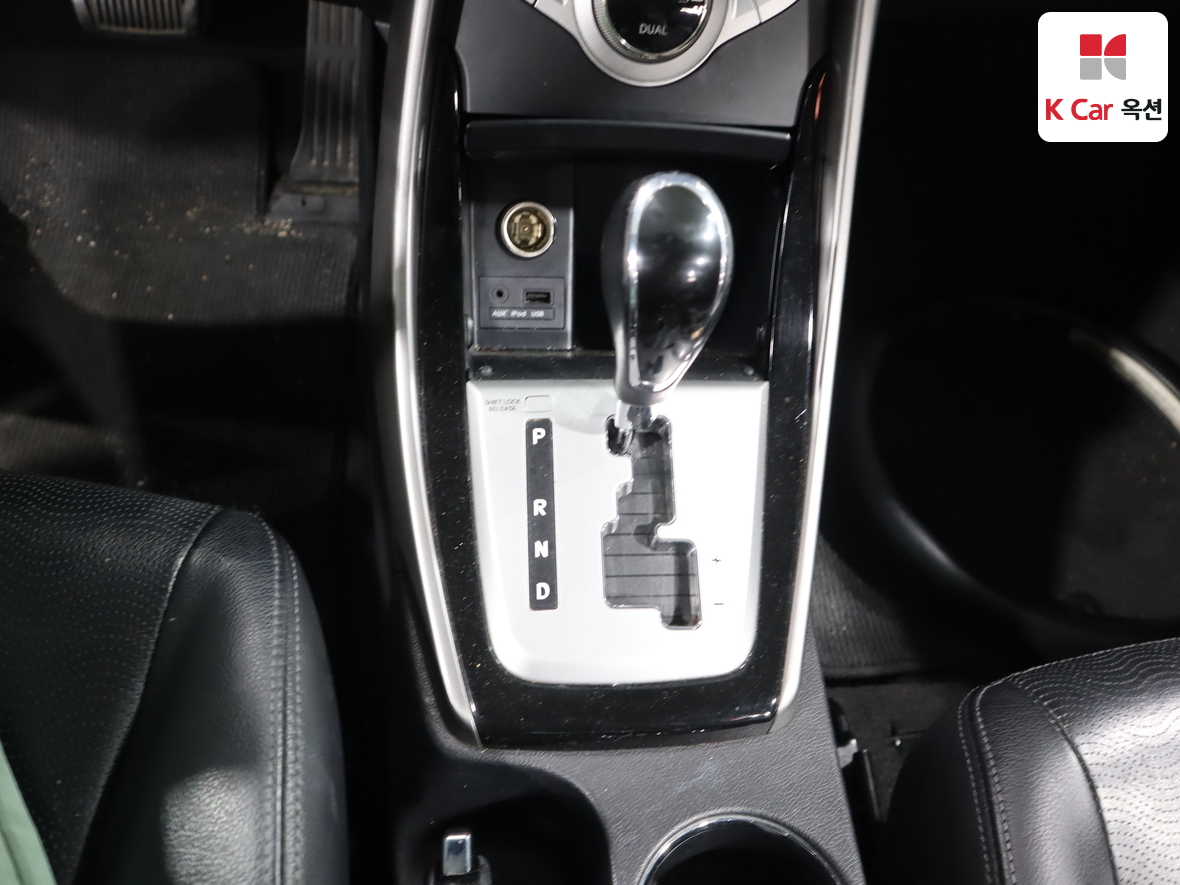 Hyundai Elantra 2011 - Image 16